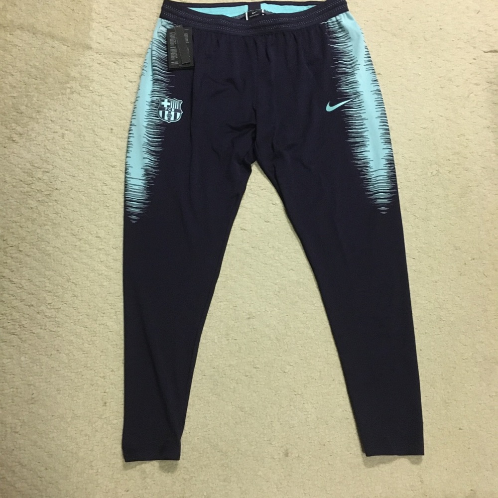 Nike Men's Navy Blue Joggers with Light Blue Accents